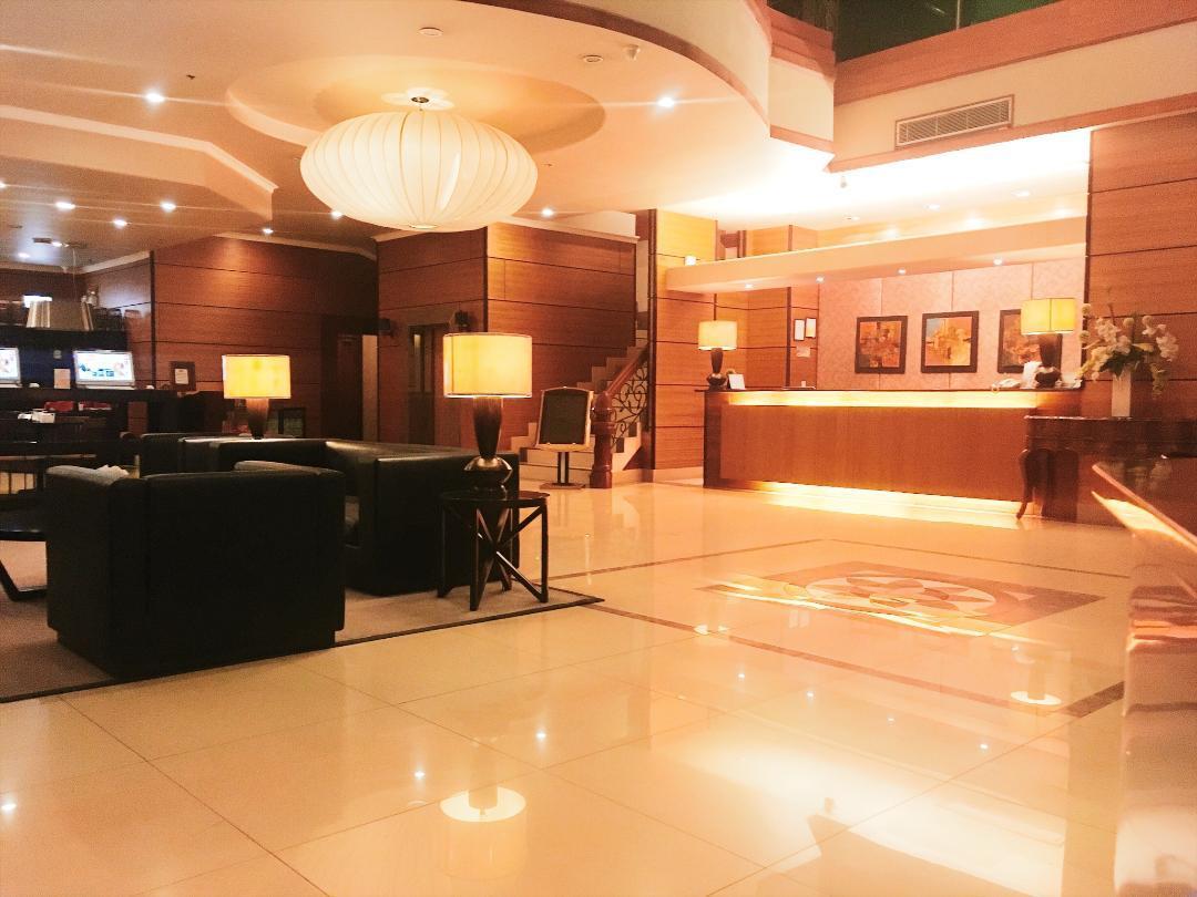 Iloilo Business Hotel מראה חיצוני תמונה