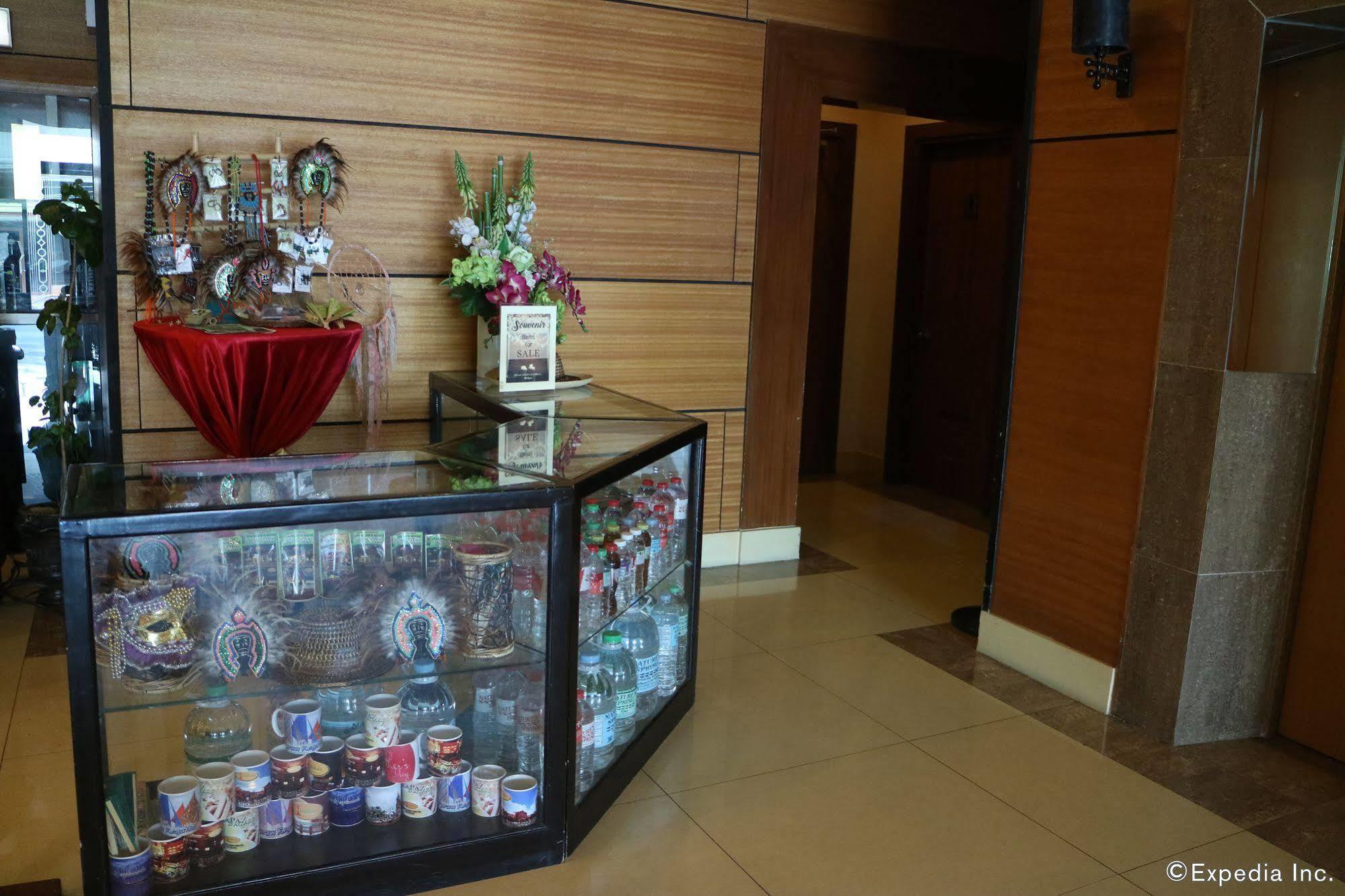 Iloilo Business Hotel מראה חיצוני תמונה