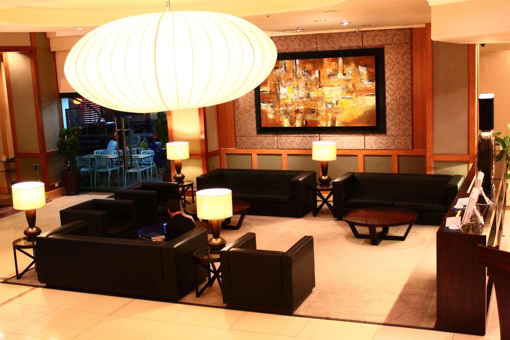 Iloilo Business Hotel מראה חיצוני תמונה